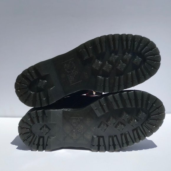 Dr Martens Black Hello Kitty & Friends Edition Jadon Boots (limited Edition) - Picture 3 of 6